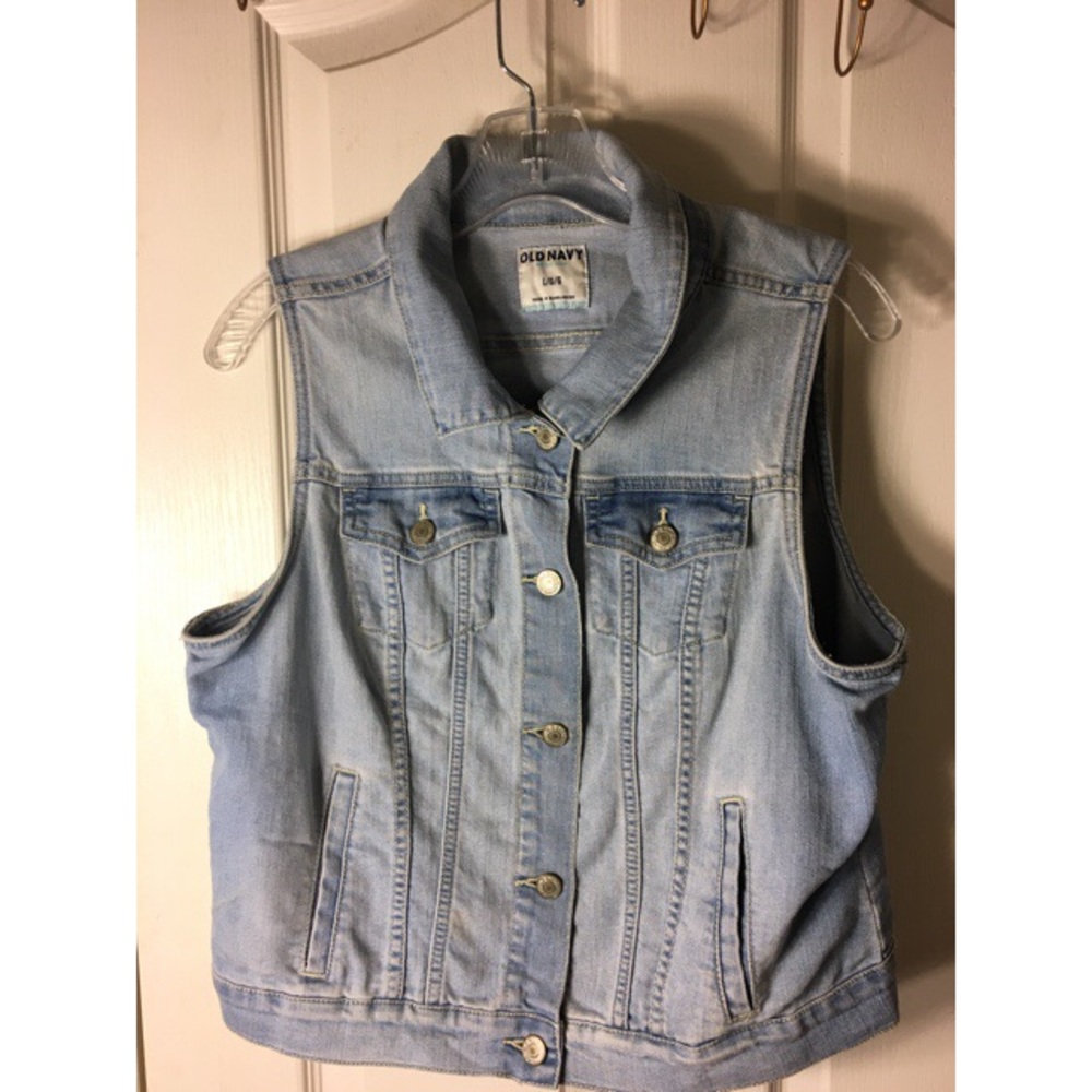 Cropped Light Blue Denim Vest